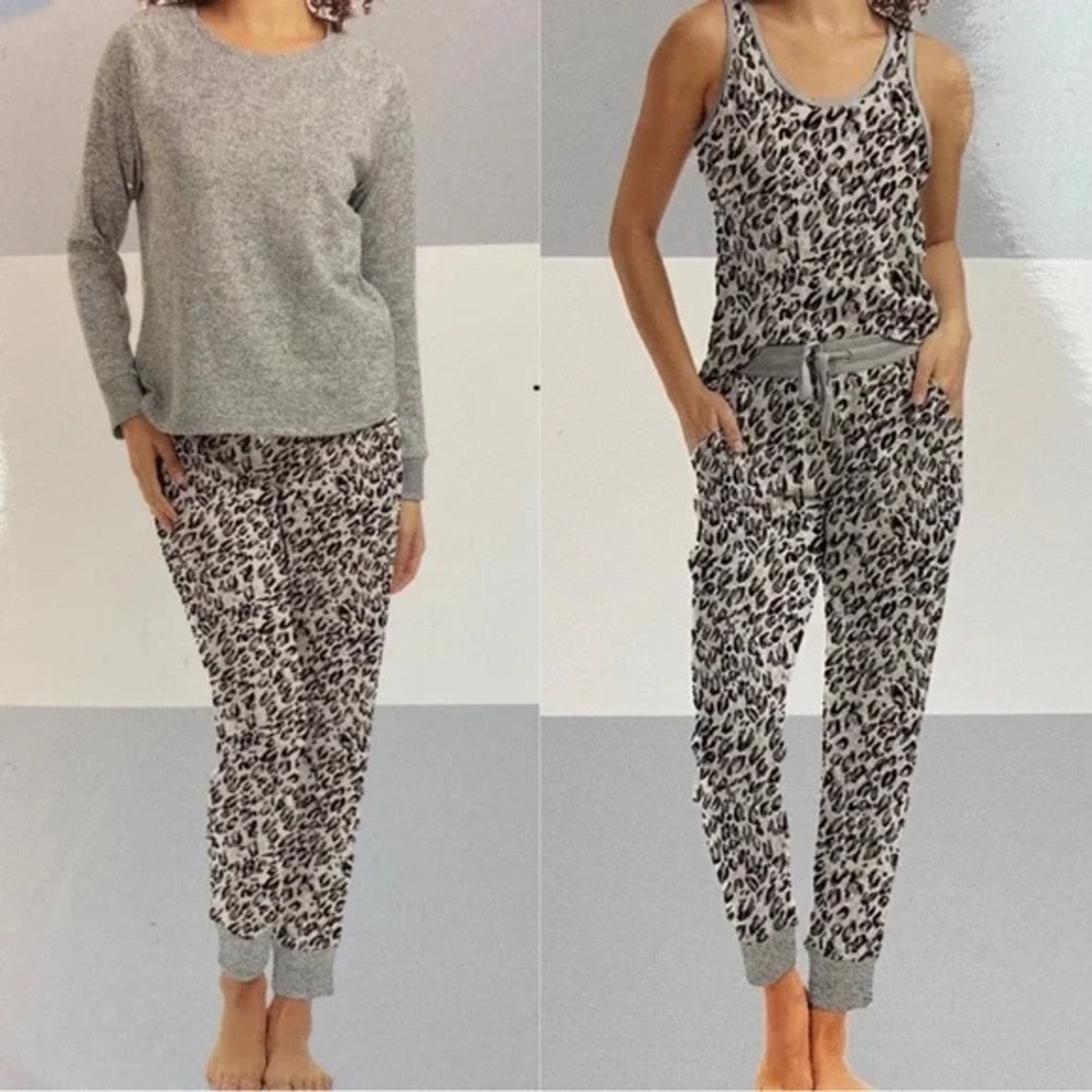 Karen Neuburger  Lounge Set